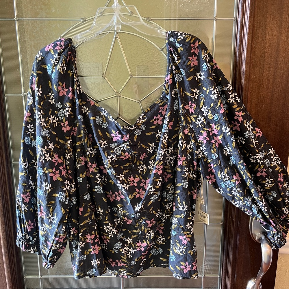 A.N.A. A New Approach Lilith Blouse in Black Floral Print Plus Size Size 2X NWT